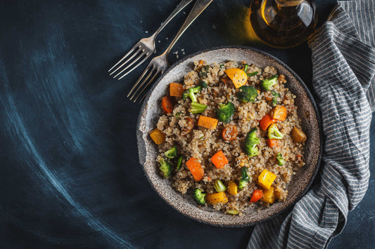 Rezept - Quinoa-Salat mit geröstetem Gemüse (400 Kcal)